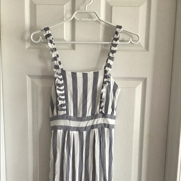 M boutique jumpsuit - new without tags - Picture 5 of 5